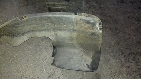 Audi A3 8L pravé levé přední plastové nadkolí podběh origo - 16