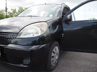 Toyota Yaris VERSO 1.3 KLIMA - 16