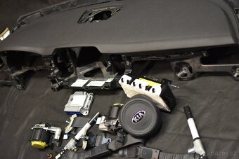 Palubní deska Airbag bezpečnostní pás předepinač pásu - 16