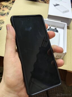 Pixel 7 ve více dobrém stavu - 16