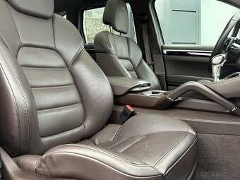 Porsche Cayenne 2017 - 16