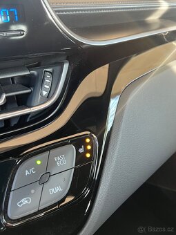 Toyota C-HR 1.2 85kW 1.MAJITEL ČR NAVI LED KAMERA VÝHŘEV - 16