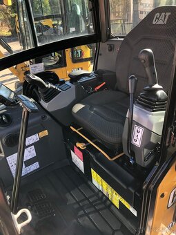 Caterpillar CAT 301.6 - 16