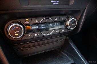 Mazda 3 - 16