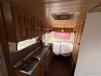 Karavan Buerstner LUX - 16