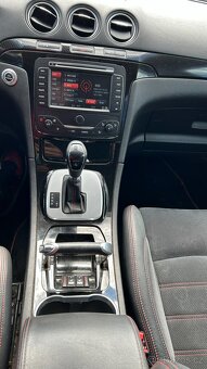 Ford S-max 2.2 147kw Titanium S, 7míst AT - 16