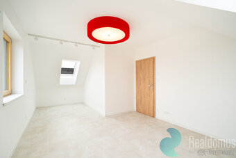 Rodinný dům, 4+kk, novostavba, zahrada, Rožnov - 16