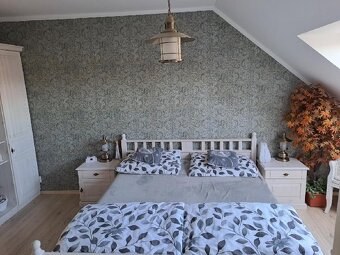 Prostorný 5+kk se zahradou a garáží na okraji Brna - 16