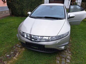 Honda Civic 1.8i-VTEC Xenony Sport - 16