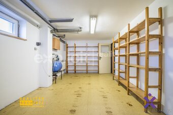 Prodej rodinného domu 5+1 333 m2, pozemek 2 555 m2 - Bzenec, - 16