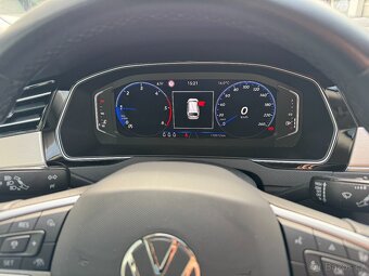 VW Passat B8 2.0 TDI 110kW Man. Matrix LED ACC Kamera Navi - 16