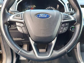 Ford S-MAX 2.0 Tdci 140Kw Titanium 4x4 r.v.2019 nové v ČR - 16