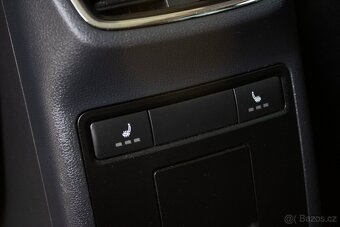 Škoda Octavia Combi SCOUT 2.0 135kw 4x4 DSG - 16