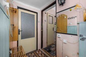 Dům o dispozici 3+1, stodola, zahrada, hospodář.budovy - 16