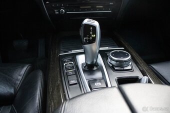 BMW X5 XDRIVE 30D 190kW 2014 - 16
