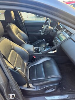 Jaguar E-Pace 132kW, D180, AWD - 16