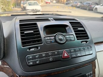 Mercedes Benz Viano AT 3.5 V6 benzín+lpg 7 míst - 16