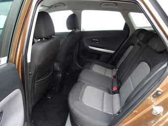 Kia Ceed 1.6GDi,99kW,1majČR,S.kniha,aut.klima,tažné,ESP,HSA - 16