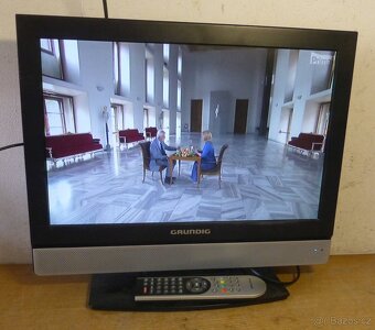 LED televize 49 cm GRUNDIG napájení 12V/230V - 16
