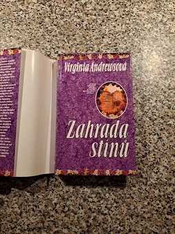 Virginia Cleo Andrews - série Květy z půdy - 16