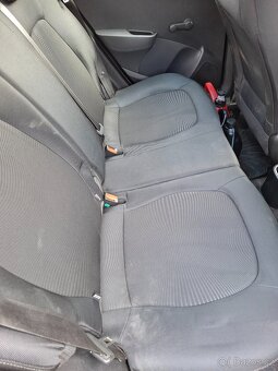 Hyundai i10 na náhradní díly. - 16