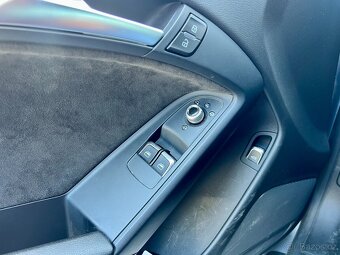 Audi A5 2,0 TDi / S-line / VÝHŘEV / AUT8 / 2015 - 16
