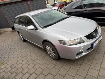 Honda Accord 2.0i LPG (2003) – Spolehlivý pracant - 16
