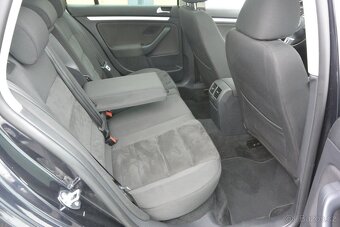 PRODÁM Volkswagen Golf 1.4TSi STYLE PANORAMA - 16