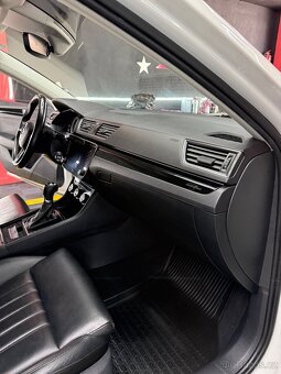 ŠKODA Superb III kombi, L&K, 140 kw, 4x4 - 16