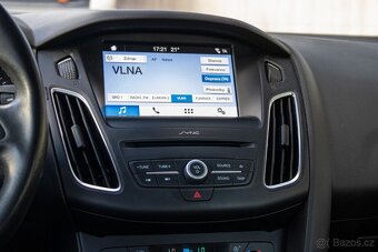 Ford Focus 1.0 EcoBoost Trend - 16