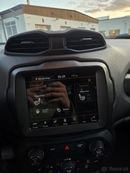 Jeep Renegade 2018 4x4 Automat - 16
