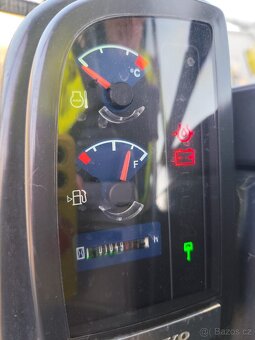 Bagr Volvo, 5000kg, 3x lyžica. - 16