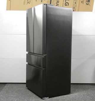 Chladnička Hisense RF540N4SBF2 - se zárukou - 16