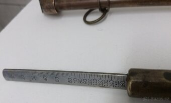 Tlakoměry pneumatik/měřiče - 16