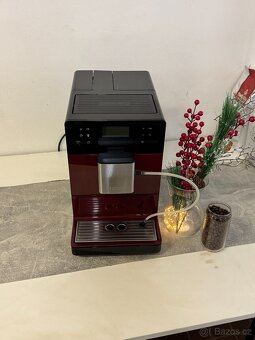 Kávovar Miele CM5300 - 16