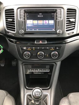 Volkswagen Sharan 2,0 TDI - 16
