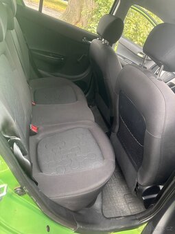 Hyundai i20,TOP NAJEZD 120 000km, GARÁŽOVANÉ,1.2Benzin,STK - 16