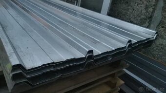 Střešní krytina izolační Pur panel - 16