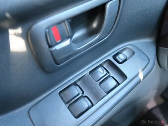 Mitsubishi Pajero V60 3.2 DI-D 4X4 118kW 7MÍST NEHAVAROVANÉ - 16