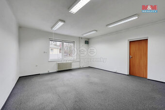 Pronájem kancelářského prostoru, 1096 m², Rokycany - 16