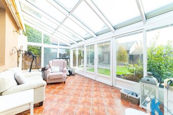 Vybavený rodinný dům 5+1 - 16