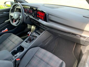 VW Golf VIII GTI 2.0 TSI 180 kW/Manuál/IQ Led/DPH/Záruka - 16