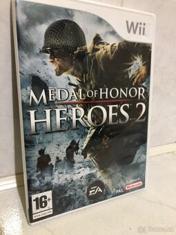 Nintendo Wii set – konzole, ovladače, board + 4 hry - 16