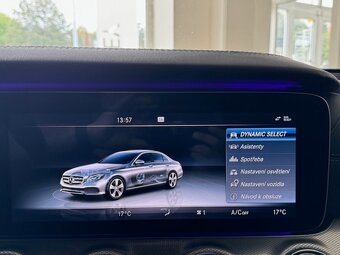 Mercedes-Benz Třídy E, E220d 4MATIC,AMG,HEAD-UP,koupeno v ČR - 16
