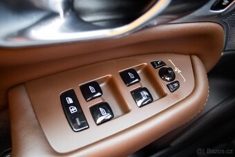 Volvo XC90 2.0 B5 Drive-E Inscription AWD A/T 7m - 16