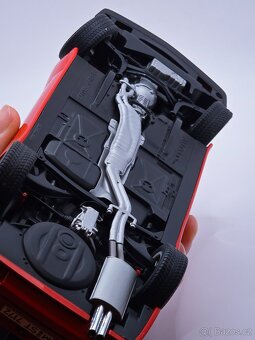 BMW E30 M3 1:18 Autoart  [ poškozen ] - 16