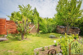 Prodej chaty s pozemkem 396 m2 v osobním vlastnictví, Pod Ob - 16