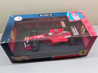 F1 FERRARI F399 1999 MARLBORO SCHUMACHER HOTWHEELS 1:18 - 16