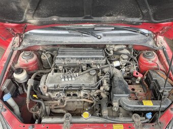 Rio Kia 1.5 benzínové motor 2003 - 16