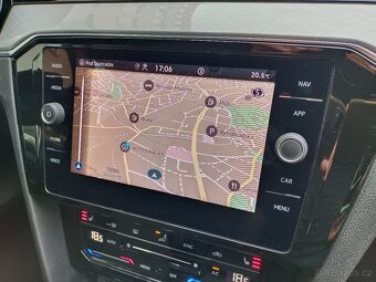 VW Passat B8 Variant 2.0TDI 147kW DSG Matrix Kamera ACC ERGO - 16